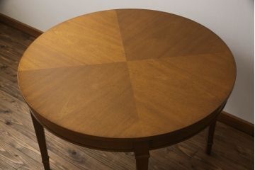 中古　美品　DREXEL HERITAGE(ドレクセルヘリテイジ)　ガラス天板付き!!洗練された佇まいが美しいラウンドテーブル(ダイニングテーブル、2人掛け、4人掛け、2P、4P)(R-062511)