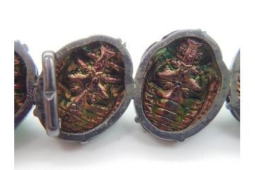 珍品　希少　セミアンティーク　三越　黄金虫(こがねむし)　5連　非常に珍しい縁起物の黄金虫が精巧にデザインされた帯留め(金属製、帯締め、着物道具、和装小物、アクセサリー、ケース付き)(R-062514)