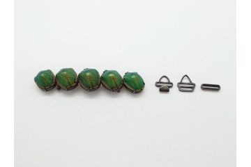 珍品　希少　セミアンティーク　三越　黄金虫(こがねむし)　5連　非常に珍しい縁起物の黄金虫が精巧にデザインされた帯留め(金属製、帯締め、着物道具、和装小物、アクセサリー、ケース付き)(R-062514)