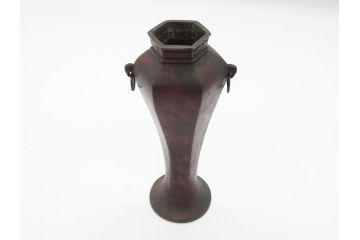 明治期　古銅　使い込むほどに深みが増す花瓶(中国?、花器、花入、六角形、ヘキサゴン)(R-062520)