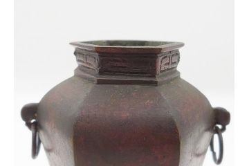 明治期　古銅　使い込むほどに深みが増す花瓶(中国?、花器、花入、六角形、ヘキサゴン)(R-062520)