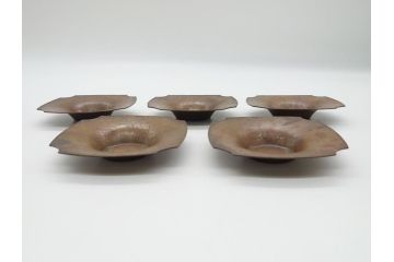 明治〜大正期　在銘　黄銅　角切　食卓に和の趣を演出する茶托5客セット(茶道具、コースター、共箱付き)(R-062528)