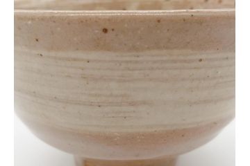 年代物　朝鮮三島　羊三十六　4寸皿　約12cm　素朴な土の風合いが感じられる茶碗(割高台、三島茶碗、柿茶碗、柿の蔕茶碗、四寸、和食器、和皿、共箱付き)(R-062531)
