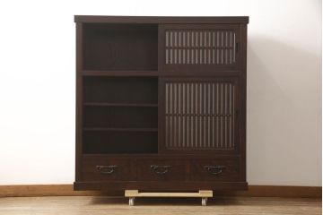 中古　美品　栗材　上質な和の空間を演出する水屋箪笥(食器棚、茶箪笥、戸棚、収納棚、キャビネット)(R-062532)