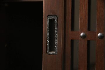 中古　美品　栗材　上質な和の空間を演出する水屋箪笥(食器棚、茶箪笥、戸棚、収納棚、キャビネット)(R-062532)