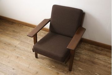 デンマークビンテージ　GETAMA(ゲタマ)　Hans J Wegner(ハンス・J・ウェグナー)　GE290　オーク材　くつろぎの空間を演出するアームチェア(椅子、イス、1P、一人掛けソファ、1人掛けソファ、ヴィンテージ、北欧)(R-062535)