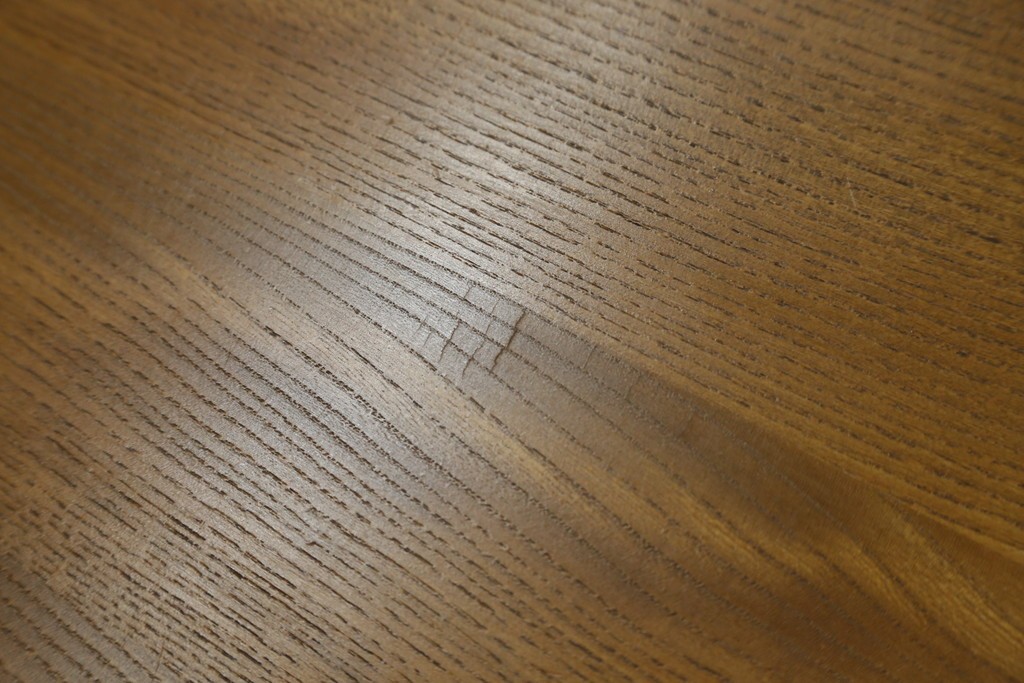 イギリスビンテージ　ERCOL(アーコール)　シンプルなデザインでお部屋に馴染みやすい3段チェスト　(R-062546)