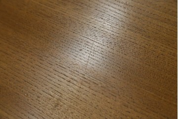 イギリスビンテージ　ERCOL(アーコール)　シンプルなデザインでお部屋に馴染みやすい3段チェスト　(R-062546)