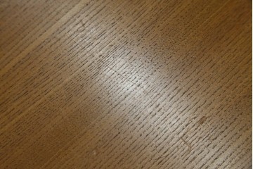 イギリスビンテージ　ERCOL(アーコール)　シンプルなデザインでお部屋に馴染みやすい3段チェスト　(R-062546)