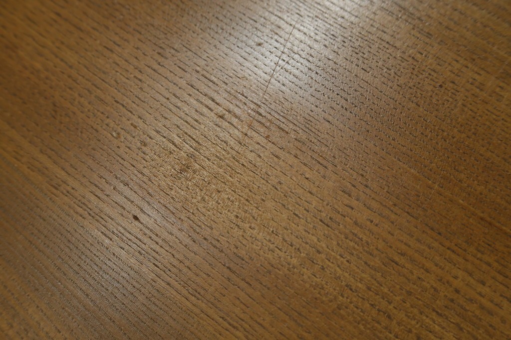 イギリスビンテージ　ERCOL(アーコール)　シンプルなデザインでお部屋に馴染みやすい3段チェスト　(R-062546)