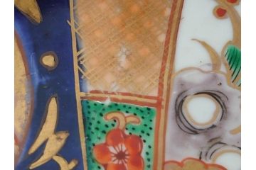 明治期　伊万里焼　錦手　金襴手　染錦　二重角富(角冨)　金彩　色絵　桃図　草花文　8.3寸皿　約25cm　煌びやかで豪華な絵付けの大皿2枚セット(深皿、和皿、和食器、八寸三分)(R-062554)