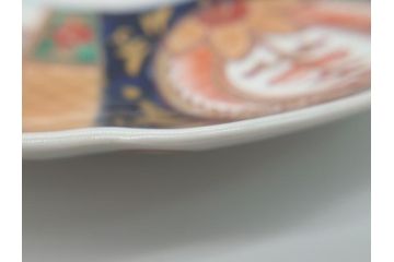 明治期　伊万里焼　錦手　金襴手　染錦　二重角富(角冨)　金彩　色絵　桃図　草花文　8.3寸皿　約25cm　煌びやかで豪華な絵付けの大皿2枚セット(深皿、和皿、和食器、八寸三分)(R-062555)