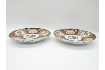 明治期　伊万里焼　錦手　金襴手　染錦　二重角富(角冨)　金彩　色絵　桃図　草花文　8.3寸皿　約25cm　煌びやかで豪華な絵付けの大皿2枚セット(深皿、和皿、和食器、八寸三分)(R-062556)