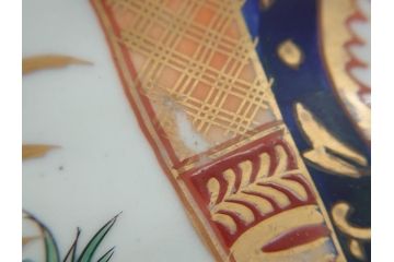 明治期　伊万里焼　錦手　金襴手　染錦　二重角富(角冨)　金彩　色絵　桃図　草花文　8.3寸皿　約25cm　煌びやかで豪華な絵付けの大皿2枚セット(深皿、和皿、和食器、八寸三分)(R-062556)