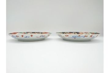 明治期　伊万里焼　錦手　金襴手　染錦　二重角富(角冨)　金彩　色絵　桃図　草花文　8.3寸皿　約25cm　煌びやかで豪華な絵付けの大皿2枚セット(深皿、和皿、和食器、八寸三分)(R-062556)