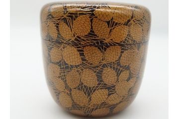 時代物　明治期　松葉　蒔絵　木製　棗(共箱付き、金地、松の実、茶器、茶道具、漆器、漆工芸)(R-062568)