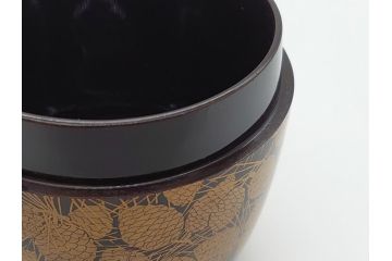 時代物　明治期　松葉　蒔絵　木製　棗(共箱付き、金地、松の実、茶器、茶道具、漆器、漆工芸)(R-062568)