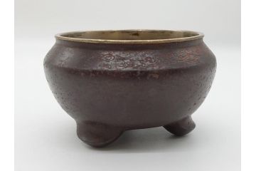 希少　金寿堂　名人　雨宮宗造　龍毛彫り　鐡香炉　鉄製(共箱付き、香爐、三つ脚)(R-062569)