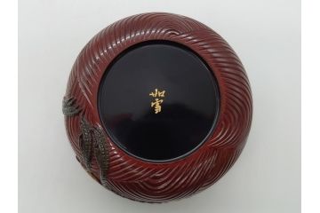 漆芸作家　篠原如雪　波丹頂鶴平棗(共箱付き、茶器、茶道具、漆工芸、漆器)(R-062570)