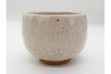 志野焼　在銘茶碗　4.2寸　約13cm(共箱付き、抹茶碗、作家不明、○明作、四寸二分、和食器)(R-062573)