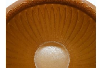 金物師　十一代　中川浄益　菊唐草彫り　モウル　建水　4.6寸(共箱付き、モール、茶道具、こぼし、水翻、和食器、四寸六分)(R-062588)