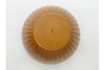 金物師　十一代　中川浄益　菊唐草彫り　モウル　建水　4.6寸(共箱付き、モール、茶道具、こぼし、水翻、和食器、四寸六分)(R-062588)