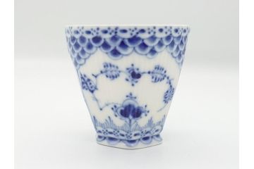 デンマーク　ROYAL　COPENHAGEN(ロイヤルコペンハーゲン)　ブルーフルーテッド　フルレース　ペア　コーヒーカップ&ソーサー2客セット(洋食器)(定価約110000円)(R-062595)