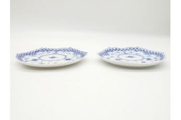 デンマーク　ROYAL　COPENHAGEN(ロイヤルコペンハーゲン)　ブルーフルーテッド　フルレース　ペア　コーヒーカップ&ソーサー2客セット(洋食器)(定価約110000円)(R-062595)