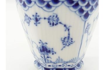 デンマーク　ROYAL　COPENHAGEN(ロイヤルコペンハーゲン)　ブルーフルーテッド　フルレース　コーヒーカップ&ソーサー3客セット(定価165000円)(洋食器)(R-062596)