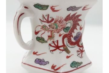 中国　古玩　大明萬暦年製　赤絵　龍図　香炉(香爐、三つ足)(R-062599)