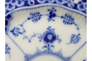 デンマーク　ROYAL　COPENHAGEN(ロイヤルコペンハーゲン)　ブルーフルーテッド　フルレース　ダブルレース　皿2客セット(プレート、洋食器)(定価約220000円)(R-062610)
