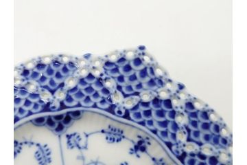 デンマーク　ROYAL　COPENHAGEN(ロイヤルコペンハーゲン)　ブルーフルーテッド　フルレース　ダブルレース　皿2客セット(プレート、洋食器)(定価約220000円)(R-062610)