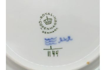 デンマーク　ROYAL　COPENHAGEN(ロイヤルコペンハーゲン)　ブルーフルーテッド　フルレース　ダブルレース　皿2客セット(プレート、洋食器)(定価約220000円)(R-062610)