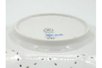 デンマーク　ROYAL　COPENHAGEN(ロイヤルコペンハーゲン)　ブルーフルーテッド　フルレース　ダブルレース　皿2客セット(プレート、洋食器)(定価約220000円)(R-062610)