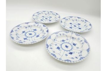 デンマーク　ROYAL　COPENHAGEN(ロイヤルコペンハーゲン)　ブルーフルーテッド　フルレース　約25cm　皿4枚セット(プレート、洋食器)(定価約172000円)(R-062613)