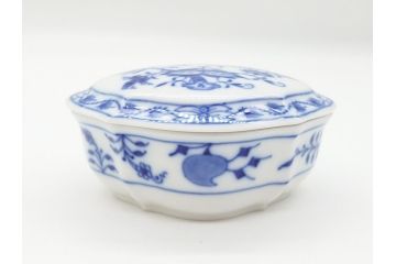 ドイツ　マイセン　Meissen　ブルーオニオン シュガーポット&ボンボン入れセット(菓子器、小物入れ、蓋物、洋食器)(定価:シュガーポット約33,000円、ボンボン入れ約37,400円)(R-062616)