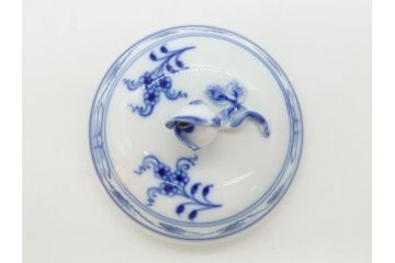 ドイツ　マイセン　Meissen　ブルーオニオン シュガーポット&ボンボン入れセット(菓子器、小物入れ、蓋物、洋食器)(定価:シュガーポット約33,000円、ボンボン入れ約37,400円)(R-062616)