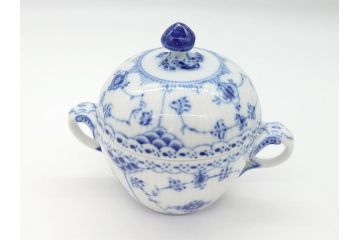 デンマーク　ROYAL COPENHAGEN　ロイヤルコペンハーゲン　ブルーフルーテッド　ハーフレース　シュガーボウル(シュガーポット、洋食器)(定価38,500円)(R-062617)