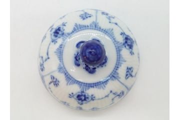 デンマーク　ROYAL COPENHAGEN　ロイヤルコペンハーゲン　ブルーフルーテッド　ハーフレース　シュガーボウル(シュガーポット、洋食器)(定価38,500円)(R-062617)