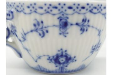 デンマーク　ROYAL COPENHAGEN　ロイヤルコペンハーゲン　ブルーフルーテッド　ハーフレース　シュガーボウル(シュガーポット、洋食器)(定価38,500円)(R-062617)