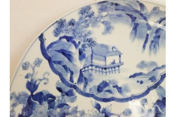 染付　鳳凰文　花弁紋　山水図　一尺四寸　約40cm　大皿(朝顔、菊、1尺4寸、和食器、和皿)(R-062625)