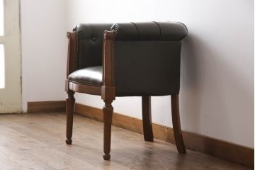 中古　美品　イタリア家具　ス・ミズーラ(SU MISURA)　ラグジュアリーな空間を演出するラウンジチェア(アームチェア、椅子、イス、一人掛け、1P)(R-062626)