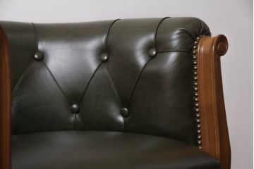 中古　美品　イタリア家具　ス・ミズーラ(SU MISURA)　ラグジュアリーな空間を演出するラウンジチェア(アームチェア、椅子、イス、一人掛け、1P)(R-062627)