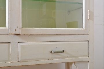 和製アンティーク　雑貨屋さんやカフェ風インテリアが叶うレトロなケビント(ガラスケース、飾り棚、陳列棚、ショーケース、収納棚、戸棚、デンタルケース、デンタルキャビネット)(R-062633)