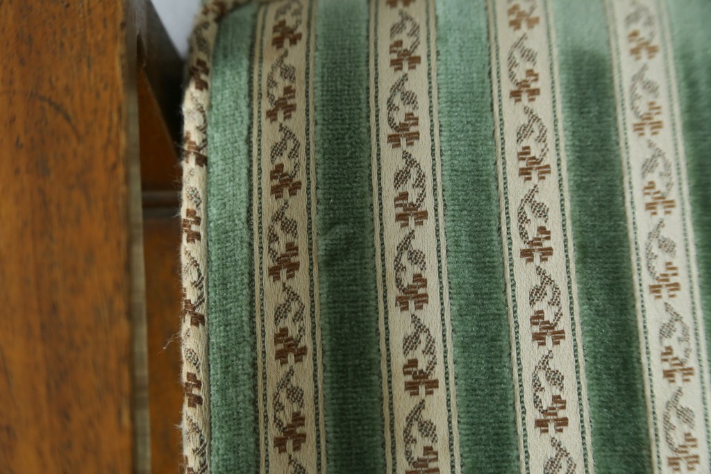 中古　DREXEL HERITAGE(ドレクセルヘリテイジ)　直線的なフォルムが美しいオットマン　(R-062637)