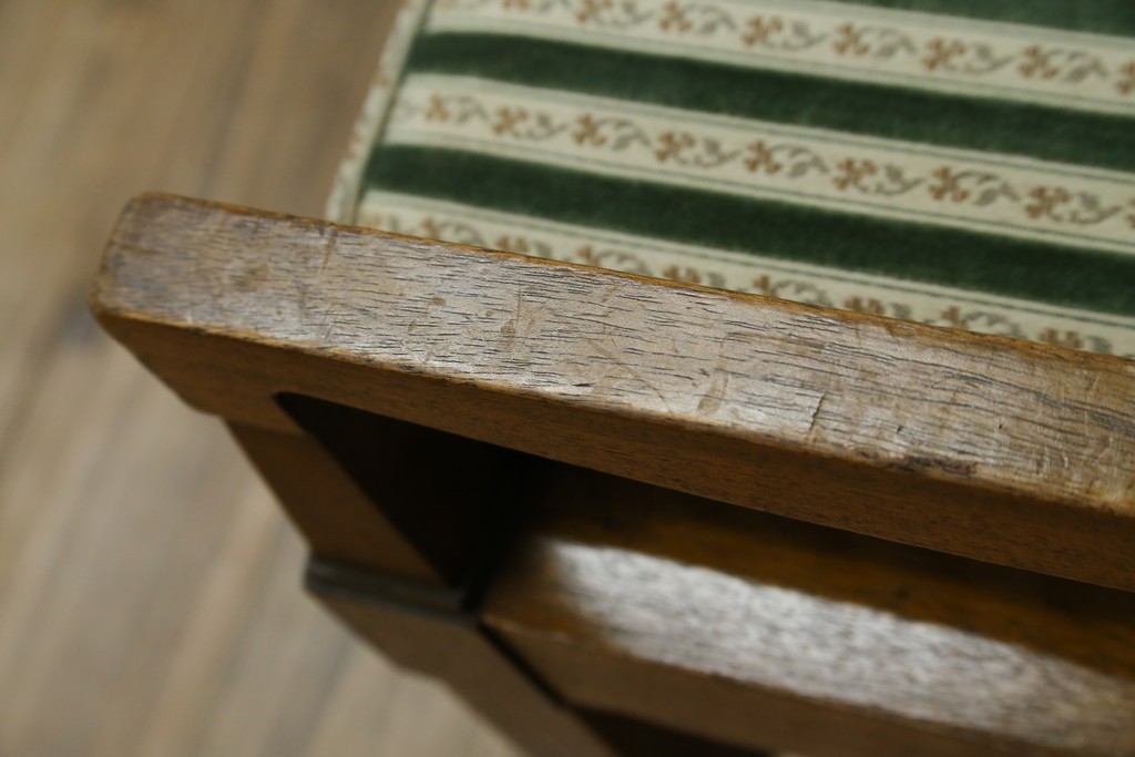 中古　DREXEL HERITAGE(ドレクセルヘリテイジ)　直線的なフォルムが美しいオットマン　(R-062637)