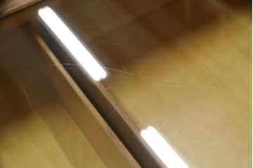 イギリスアンティーク　オーク材　使い込まれた木の風合いが魅力のシャツケース(ガラスケース、ショーケース、店舗什器、引き出し、陳列棚)(R-062646)