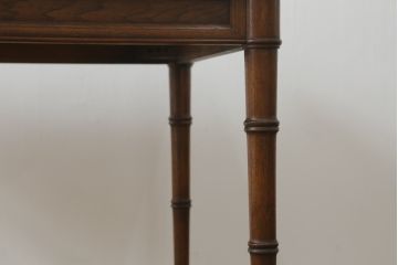 中古　DREXEL HERITAGE(ドレクセルヘリテイジ)　レザートップがおしゃれなゲームテーブル(ダイニングテーブル、サイドテーブル、食卓、2人掛け、机、在宅ワーク用、在宅用、ワークデスク、本革)(R-062648)