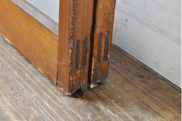アンティーク建具　シンプルなデザインでお部屋に取り入れやすいガラス戸2枚セット(引き戸、建具)(R-062650)
