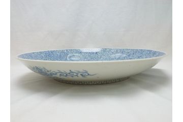江戸期　古伊万里　染付　線描　花唐草　1尺3寸皿　約41cm　大皿(一尺三寸、和食器、和皿)(R-062655)